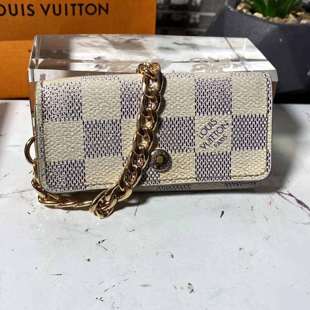 Authentic Louis Vuitton Damier Azur Key Case_3